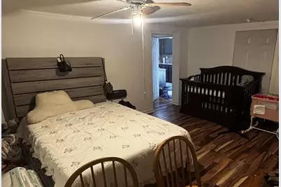 402 W James Avenue, Baytown, TX 77520 - Photo 16