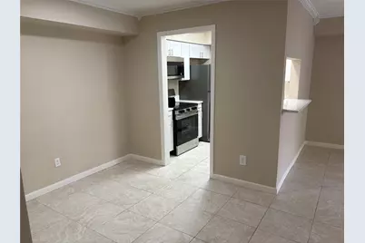 4645 Wild Indigo Street #366, Houston, TX 77027 - Photo 6