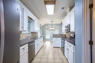 208 Bernburg Ct, College Station, TX 77845 - Photo 12