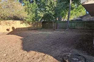 10411 Sagewillow Ln, Houston, TX 77089 - Photo 8