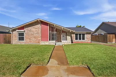 7706 Chantilly Circle, Galveston, TX 77551 - Photo 1