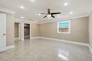 7706 Chantilly Cir, Galveston, TX 77551 - Photo 16