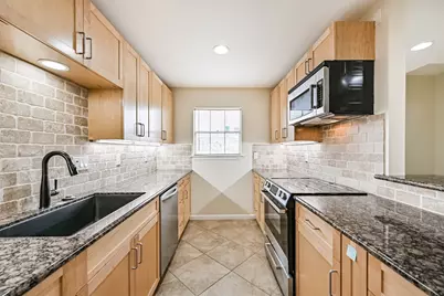 13013 Nyack Drive, Houston, TX 77089 - Photo 6