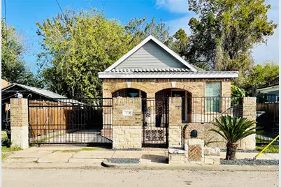 1714 Mary Street #A, Houston, TX 77026 - Photo 1