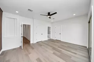 5630 Dolores St, Houston, TX 77057 - Photo 20