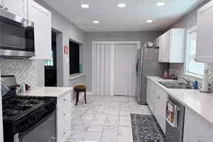 3834 Rosedale St, Houston, TX 77004 - Photo 2