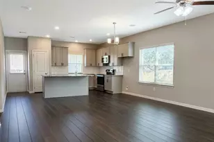 15852 Pecan Dr, Montgomery, TX 77356 - Photo 2