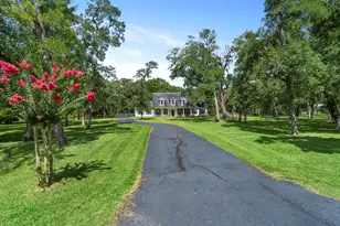 13502 E Brazos Bend Dr, Needville, TX 77461 - Photo 4
