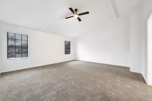 818 Lochnell Dr, Houston, TX 77062 - Photo 16