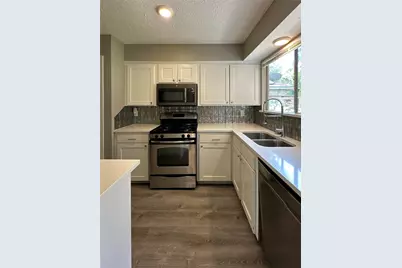 26403 Hunters Hollow Drive, Spring, TX 77380 - Photo 6