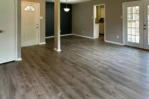 26403 Hunters Hollow Dr, Spring, TX 77380 - Photo 2