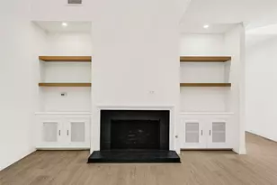 2230 Fulham Ct, Houston, TX 77063 - Photo 20