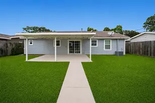 1306 Camden Road St, Pasadena, TX 77502 - Photo 14