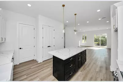 4802 Elysian Street #D, Houston, TX 77009 - Photo 18