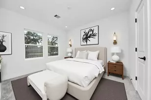 4802 Elysian St, Houston, TX 77009 - Photo 4