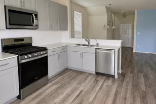 240 Janelle Ln, Liberty Hill, TX 78642 - Photo 4