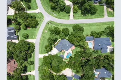 8961 Fallsbrook Court, Conroe, TX 77302 - Photo 46