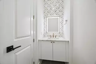 1034 W 17th St St, Houston, TX 77008 - Photo 12