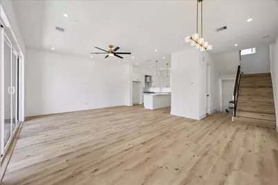 1034 W 17th St Street #D, Houston, TX 77008 - Photo 10