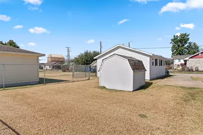 4906 Farmer Street, Houston, TX 77020 - Photo 8