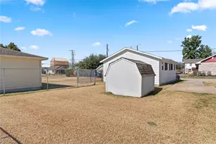 4906 Farmer St, Houston, TX 77020 - Photo 8