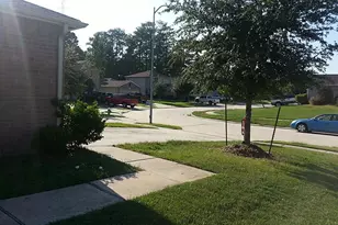 22851 Twisting Pine Dr, Spring, TX 77373 - Photo 2