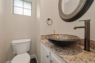 546 Bomar St, Houston, TX 77006 - Photo 28