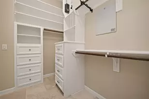 546 Bomar St, Houston, TX 77006 - Photo 36