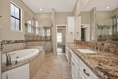 546 Bomar Street, Houston, TX 77006 - Photo 4