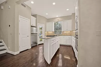 546 Bomar Street, Houston, TX 77006 - Photo 20