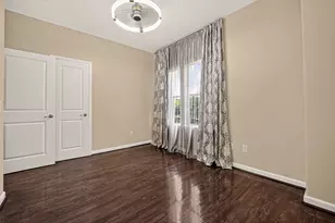 546 Bomar St, Houston, TX 77006 - Photo 40