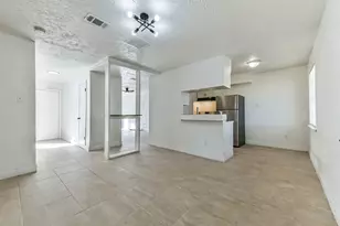 11411 Murr Way, Houston, TX 77048 - Photo 1
