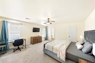 15106 Blue Creek Ranch Dr, Houston, TX 77086 - Photo 10