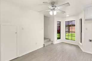 1010 Mockingbird Ln, Richwood, TX 77531 - Photo 10