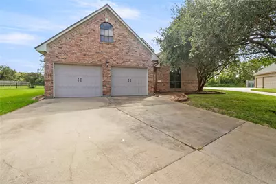 1010 Mockingbird Lane, Richwood, TX 77531 - Photo 30