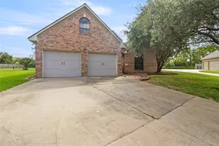 1010 Mockingbird Ln, Richwood, TX 77531 - Photo 30