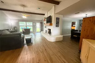 1006 Fairlane Dr, Ganado, TX 77962 - Photo 12