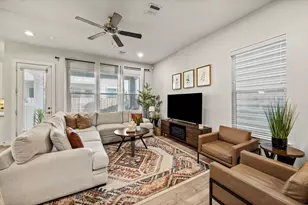 8817 Hollister Pine Ct, Houston, TX 77080 - Photo 6