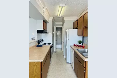 2750 Holly Hall Street #407, Houston, TX 77054 - Photo 2
