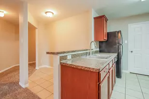 9518 Peridot Green Dr, Rosharon, TX 77583 - Photo 6