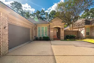 23 E Palmer Bend, The Woodlands, TX 77381 - Photo 4