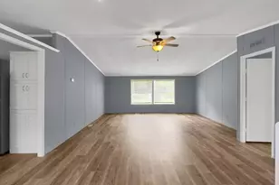 21608 County Rd 3748, Splendora, TX 77372 - Photo 6
