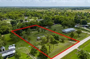 182 County Rd 4801, Dayton, TX 77535 - Photo 2