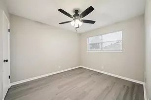 910 7th Ave N, Texas City, TX 77590 - Photo 6