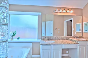 4530 Springfield Lakes St, Sugar Land, TX 77479 - Photo 18