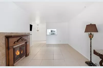 4629 Wild Indigo Street #581, Houston, TX 77027 - Photo 2