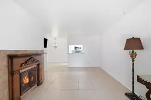 4629 Wild Indigo St, Houston, TX 77027 - Photo 2