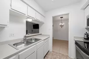 4629 Wild Indigo St, Houston, TX 77027 - Photo 6