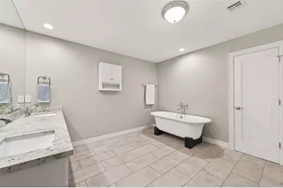 415 Lakeside Estates Drive, Houston, TX 77042 - Photo 26