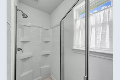 2006 Idyle View, Crystal Beach, TX 77650 - Photo 18